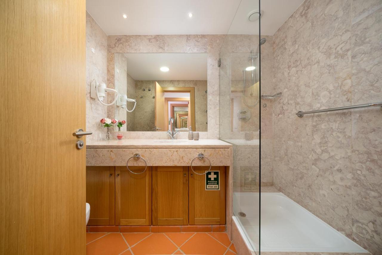 Al - Apartamentos Vila Sol F5 Bloco 3 Quarteira Luaran gambar